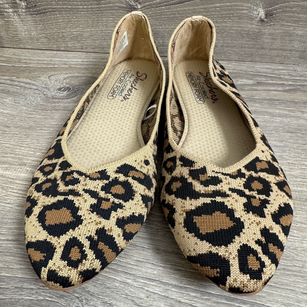 Skechers Cleo Claw-Some ballet flats Shoes leopard print knit Size 10 Women